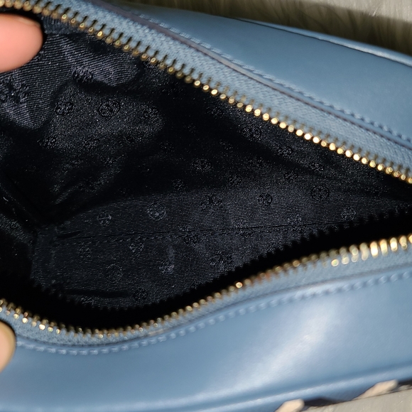 Tory Burch Wristlet - Picture 11 of 16